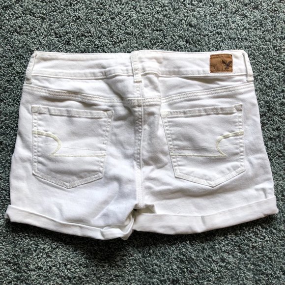 American Eagle white shorts - Picture 2 of 3